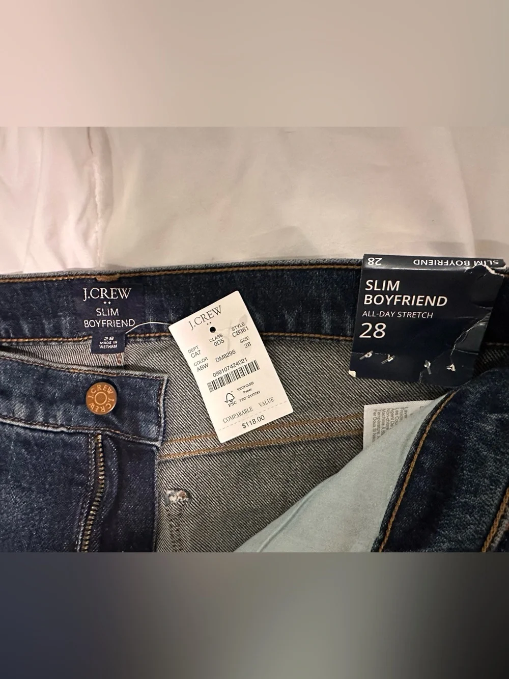 Slim boyfriend jean in all-day stretch